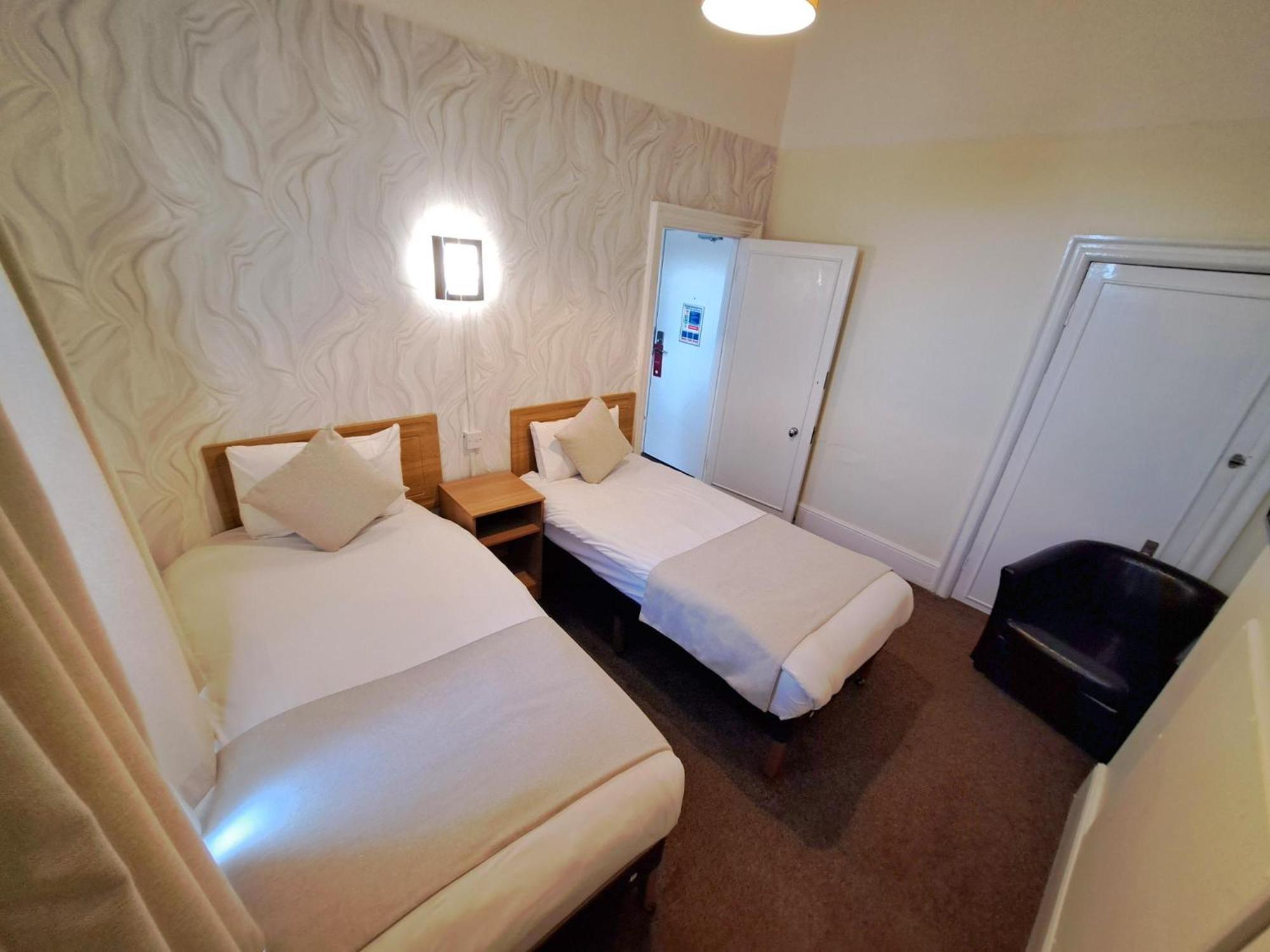 Prince Of Wales Hotel Саутпорт Екстериор снимка